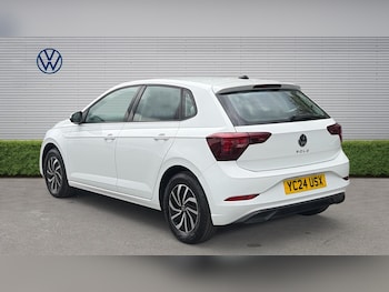 Used Volkswagen Polo 2024 for sale - 78477394: Photo