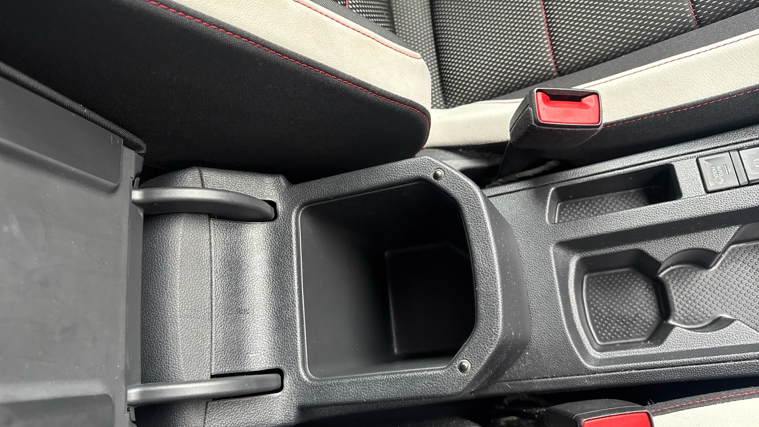 Used Volkswagen T-Roc 2018 for sale - 77643623: Photo 23