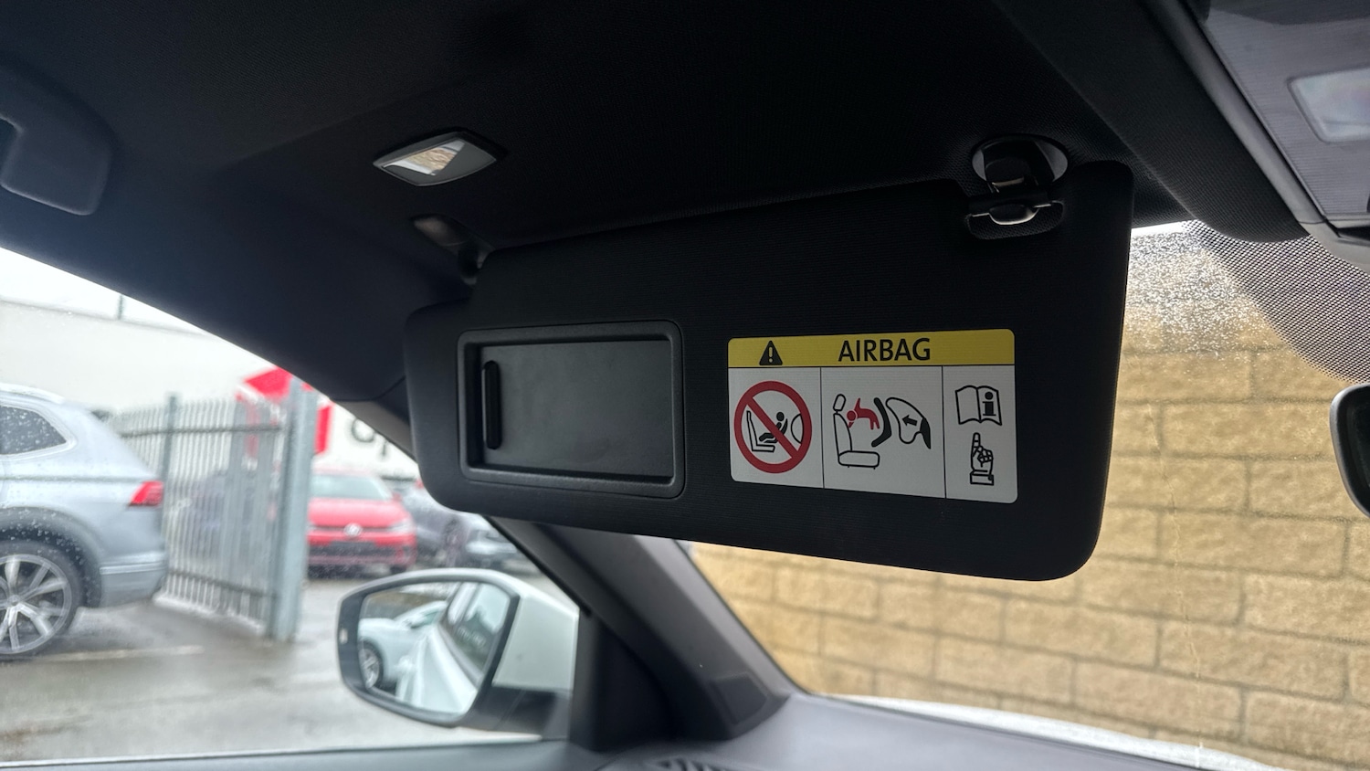 Used Volkswagen T-Roc 2018 for sale - 77643623: Photo 27