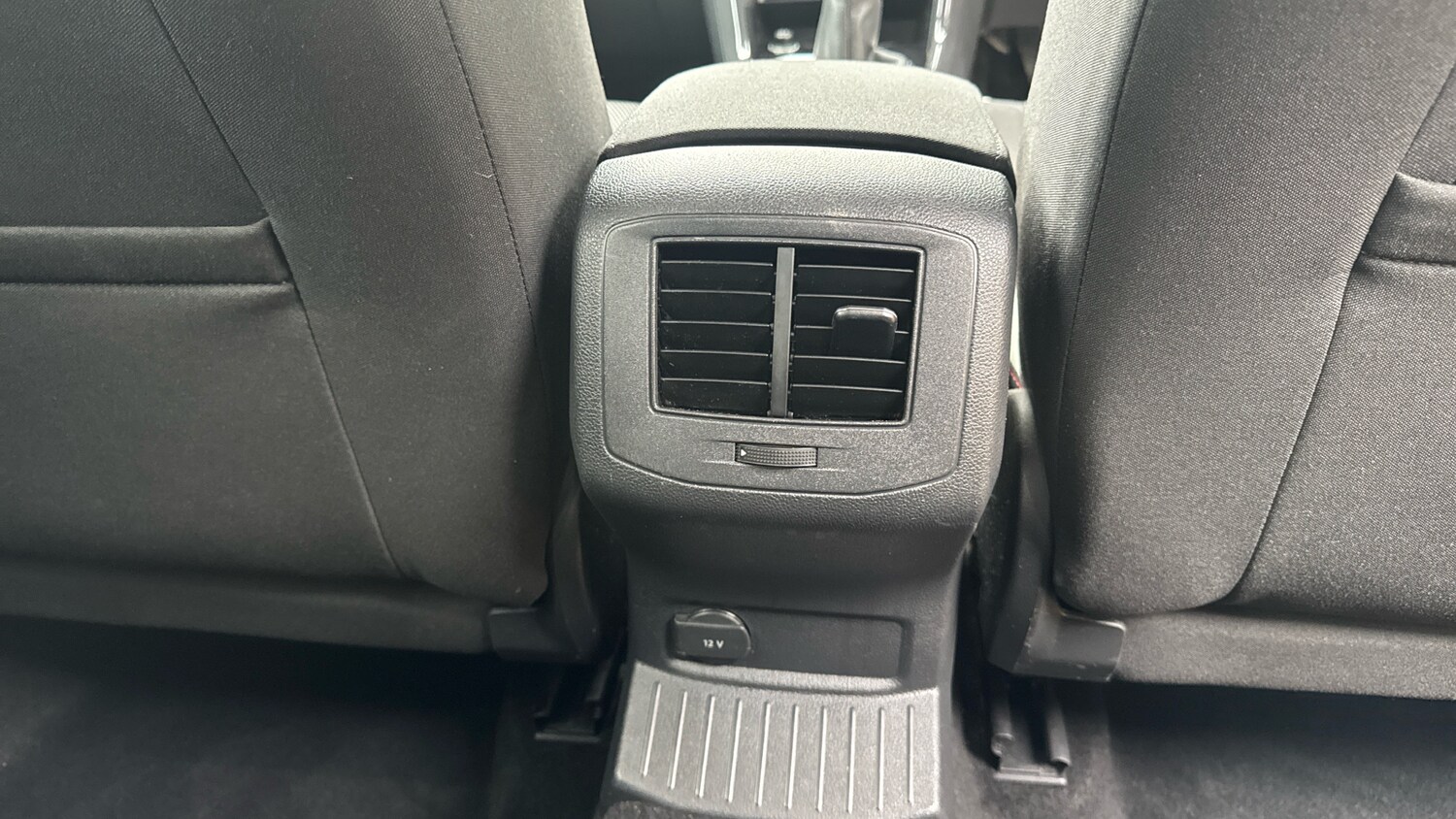 Used Volkswagen T-Roc 2018 for sale - 77643623: Photo 35