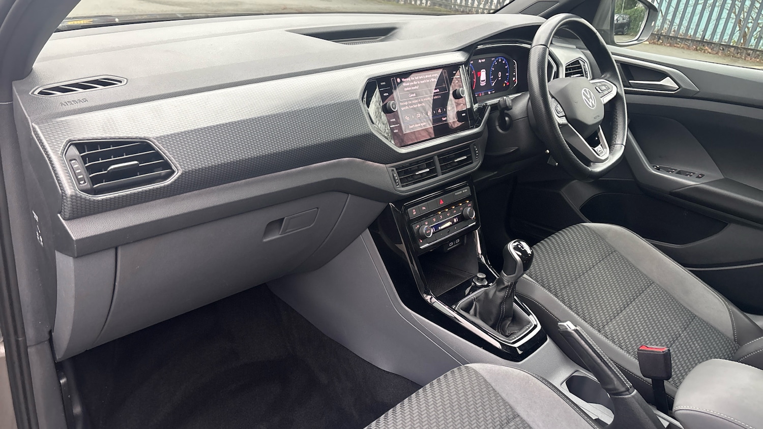 Used Volkswagen T-Cross 2021 for sale - 77804361: Photo 2