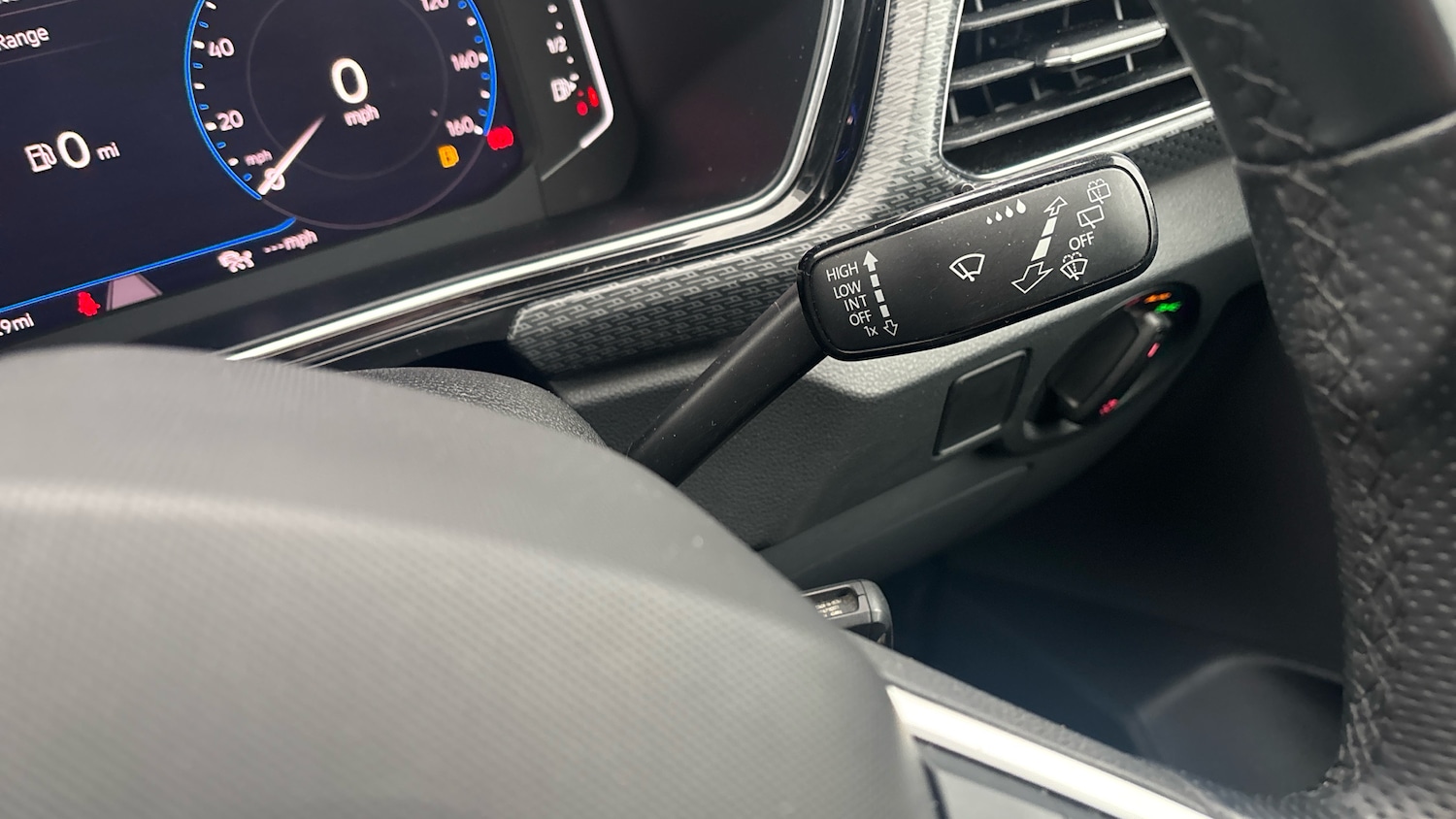 Used Volkswagen T-Cross 2021 for sale - 77804361: Photo 40