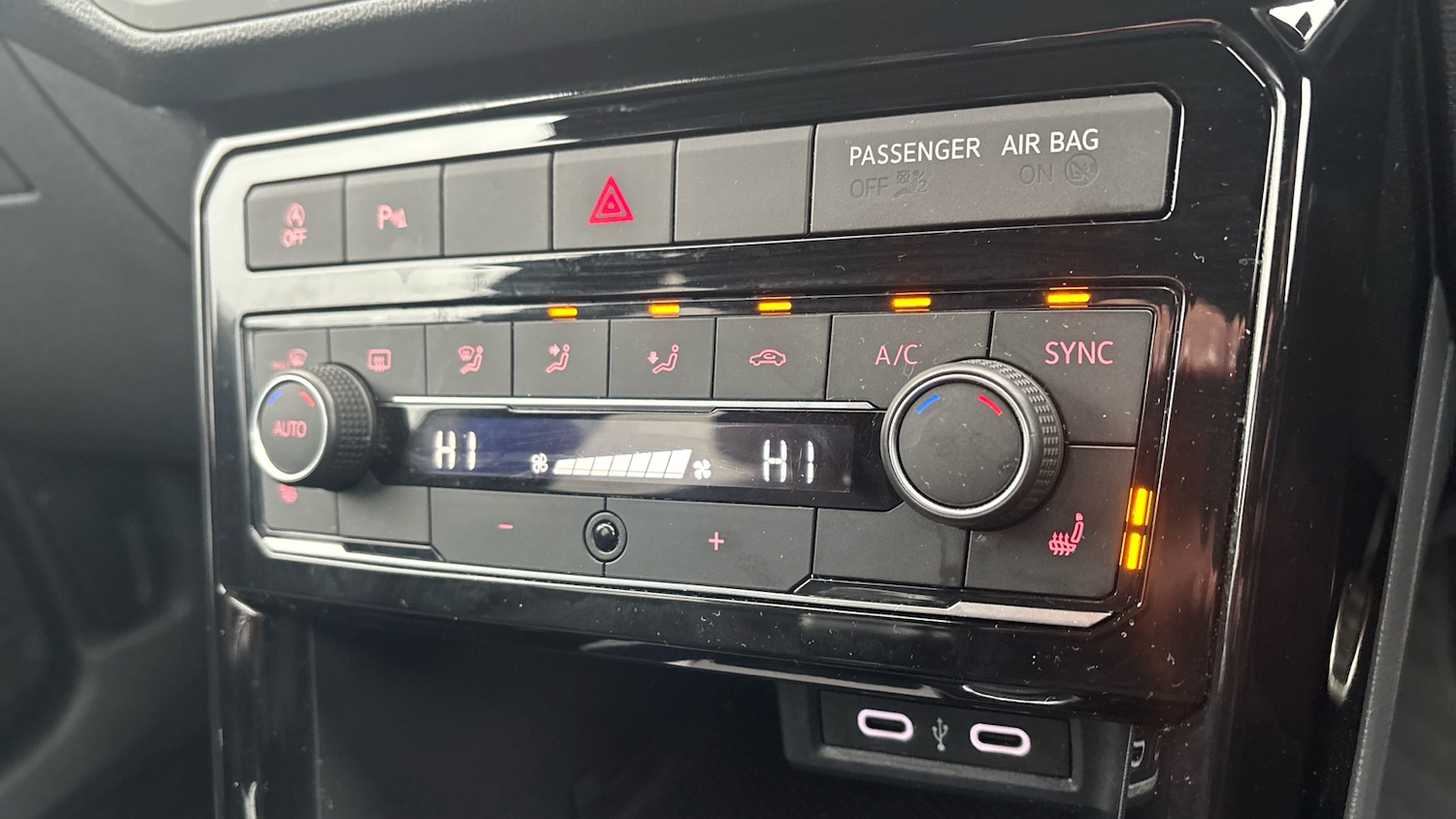 Used Volkswagen T-Cross 2021 for sale - 77804361: Photo 42