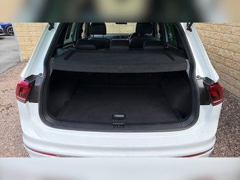 Used Volkswagen Tiguan 2017 for sale - 78502348: Photo