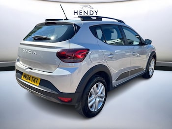 Used Dacia Sandero Stepway 2024 for sale - 79199304: Photo