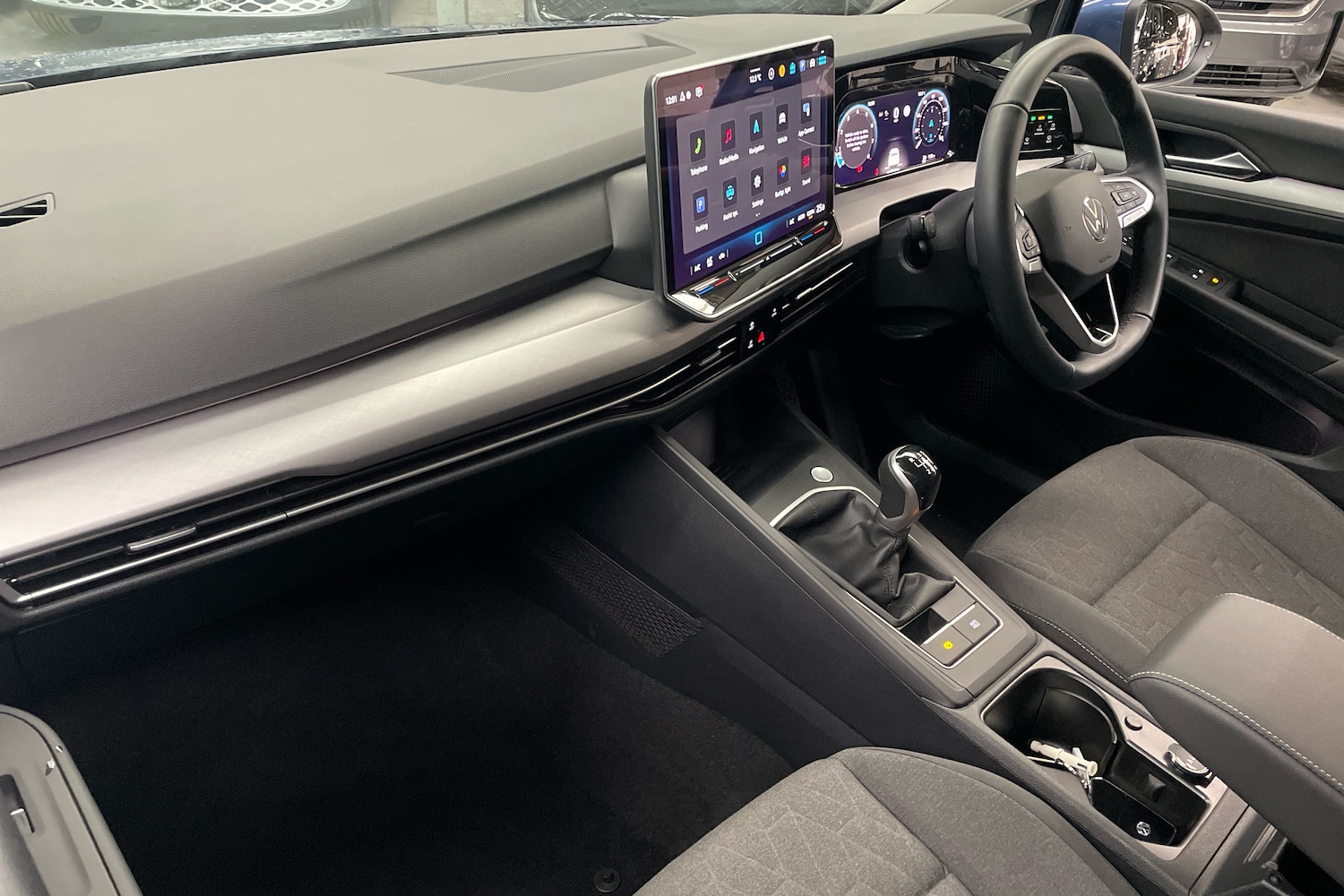 Used Volkswagen Golf 2025 for sale - 76678928: Photo 2