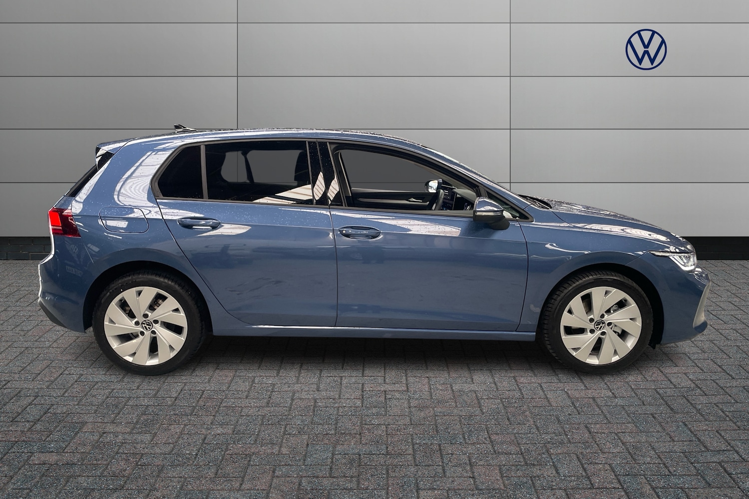 Used Volkswagen Golf 2025 for sale - 76678928: Photo 4