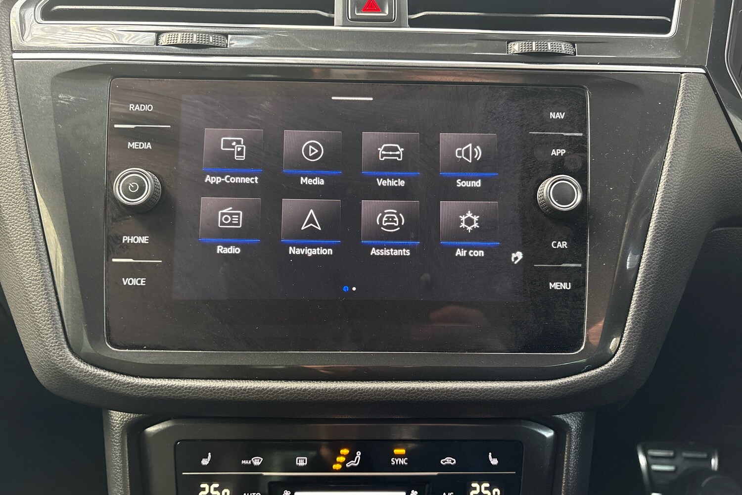 Used Volkswagen Tiguan 2023 for sale - 78137181: Photo 9