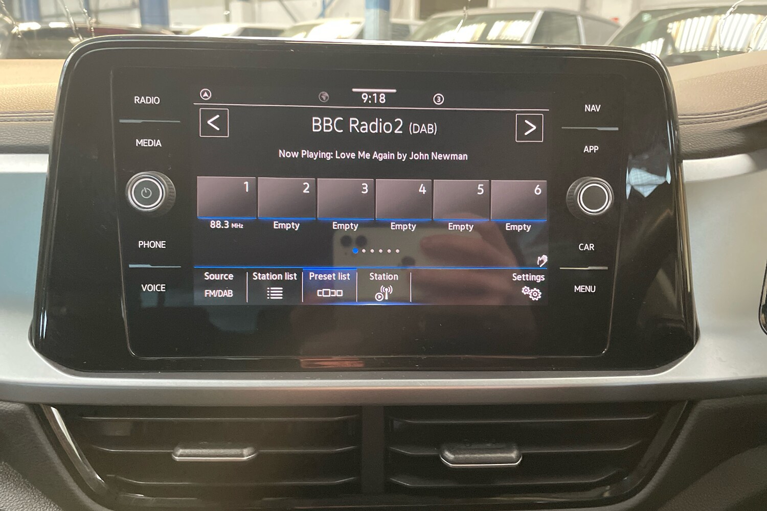 Used Volkswagen T-Roc 2022 for sale - 76674311: Photo 9