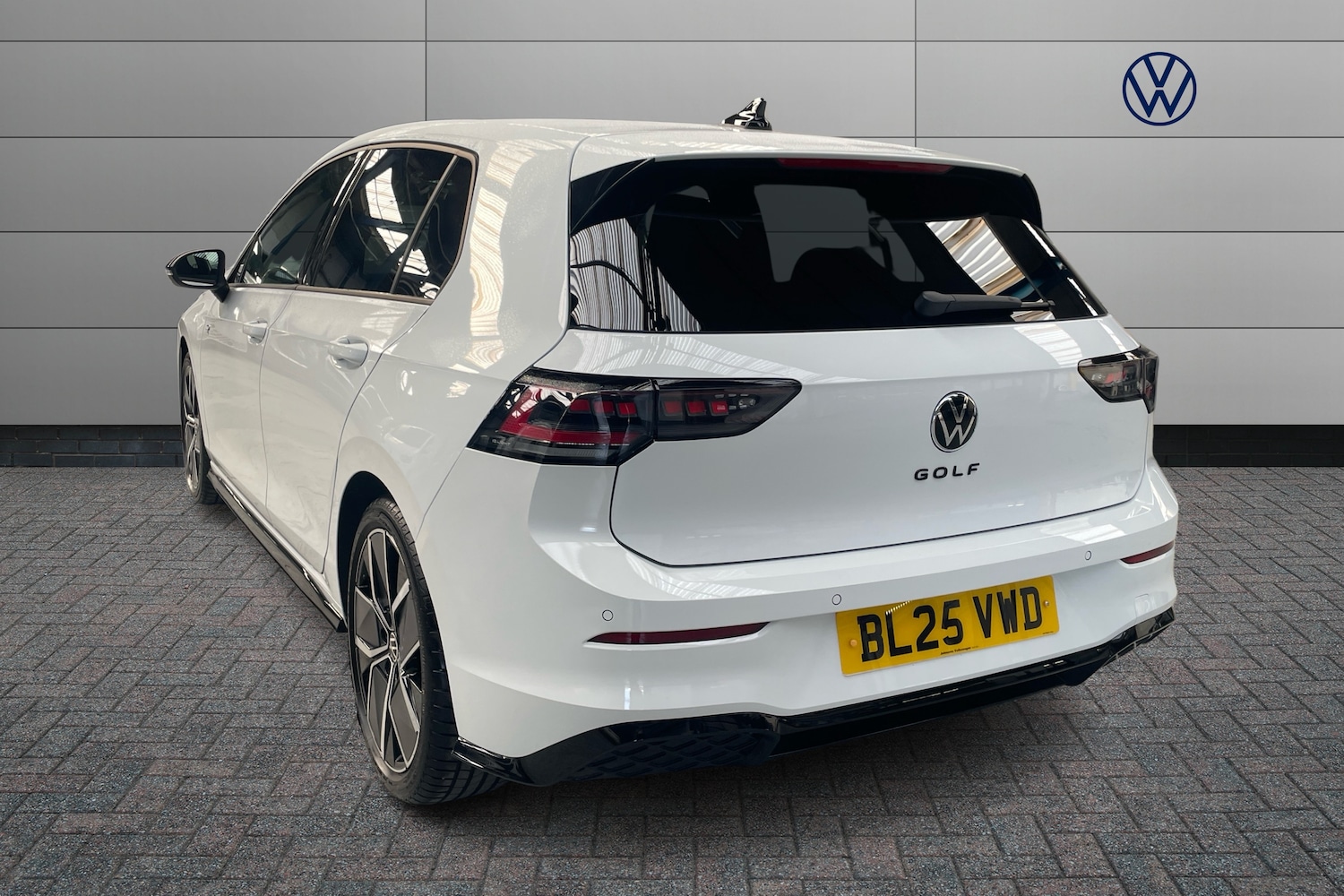 Used Volkswagen Golf 2025 for sale - 76679166: Photo 3