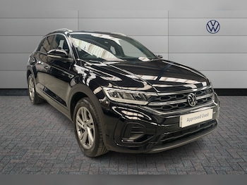 Used Volkswagen T-Roc 2023 for sale - 77885100: Photo