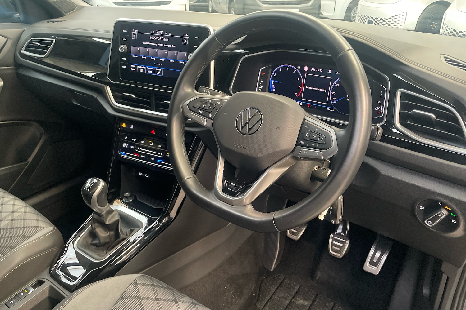 Used Volkswagen T-Roc 2023 for sale - 77885100: Photo 6