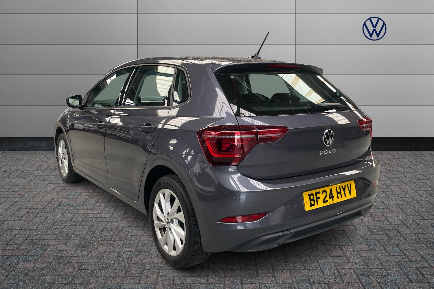 Used Volkswagen Polo 2024 for sale - 76977547: Photo 3