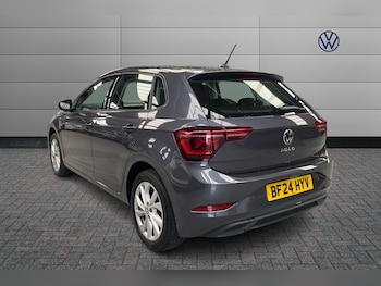 Used Volkswagen Polo 2024 for sale - 76977547: Photo