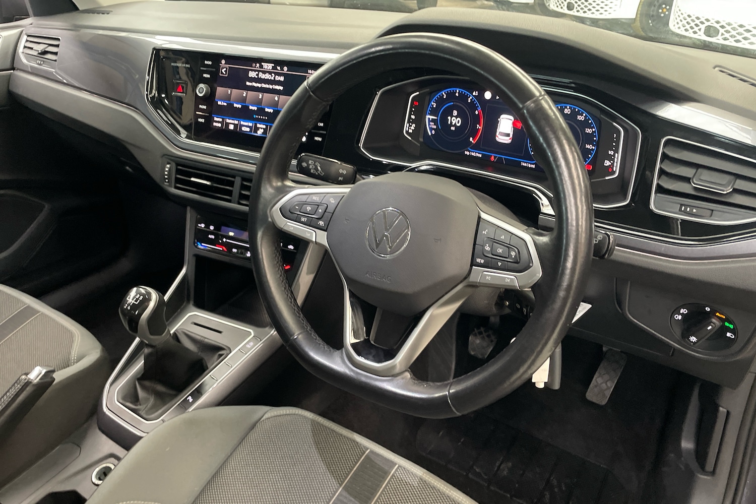 Used Volkswagen Polo 2024 for sale - 76977547: Photo 6