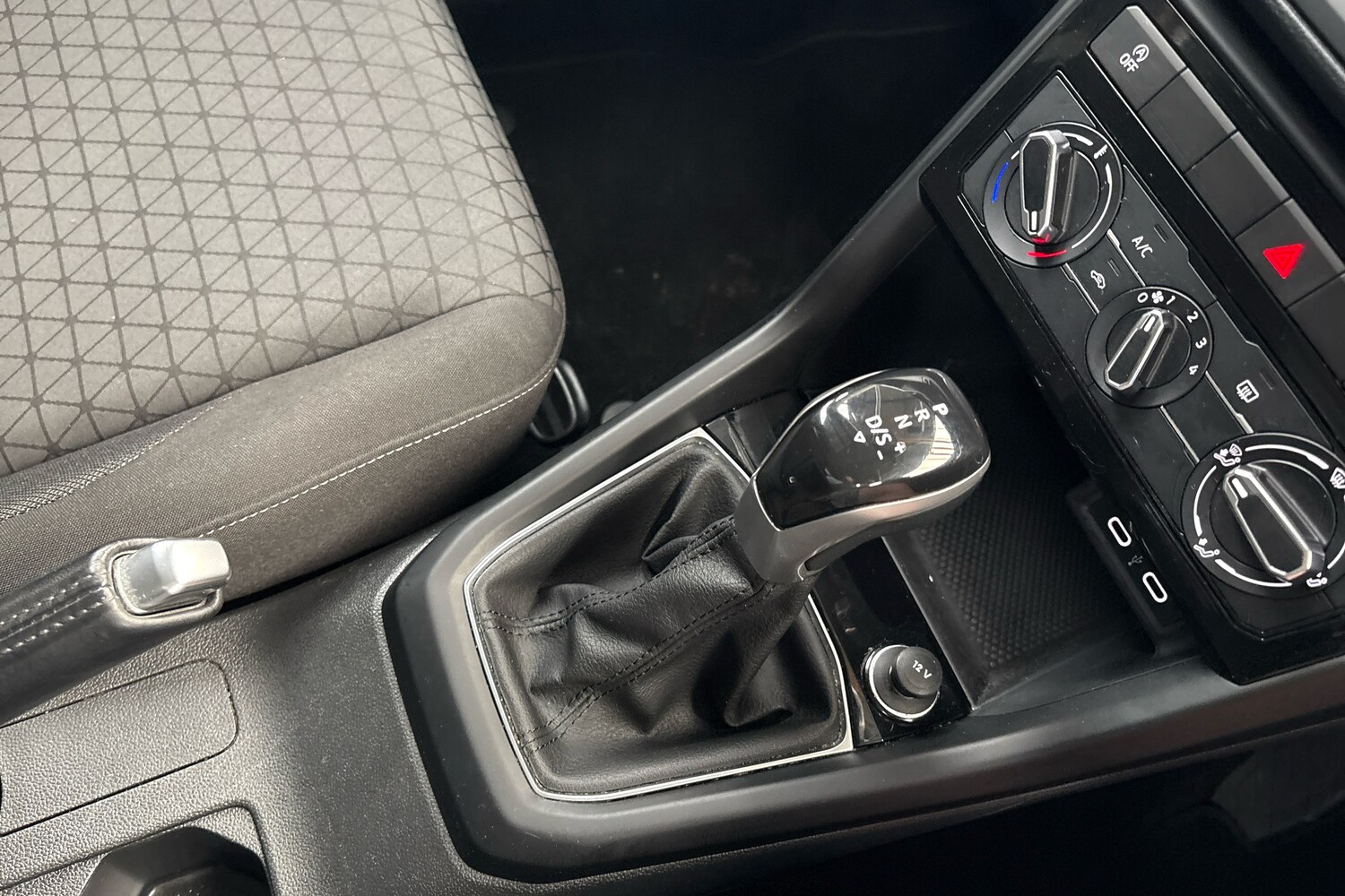 Used Volkswagen T-Cross 2023 for sale - 78008951: Photo 10