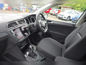 Used Volkswagen Tiguan 2022 for sale - 77721535: Photo