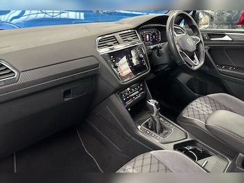 Used Volkswagen Tiguan 2023 for sale - 77725677: Photo