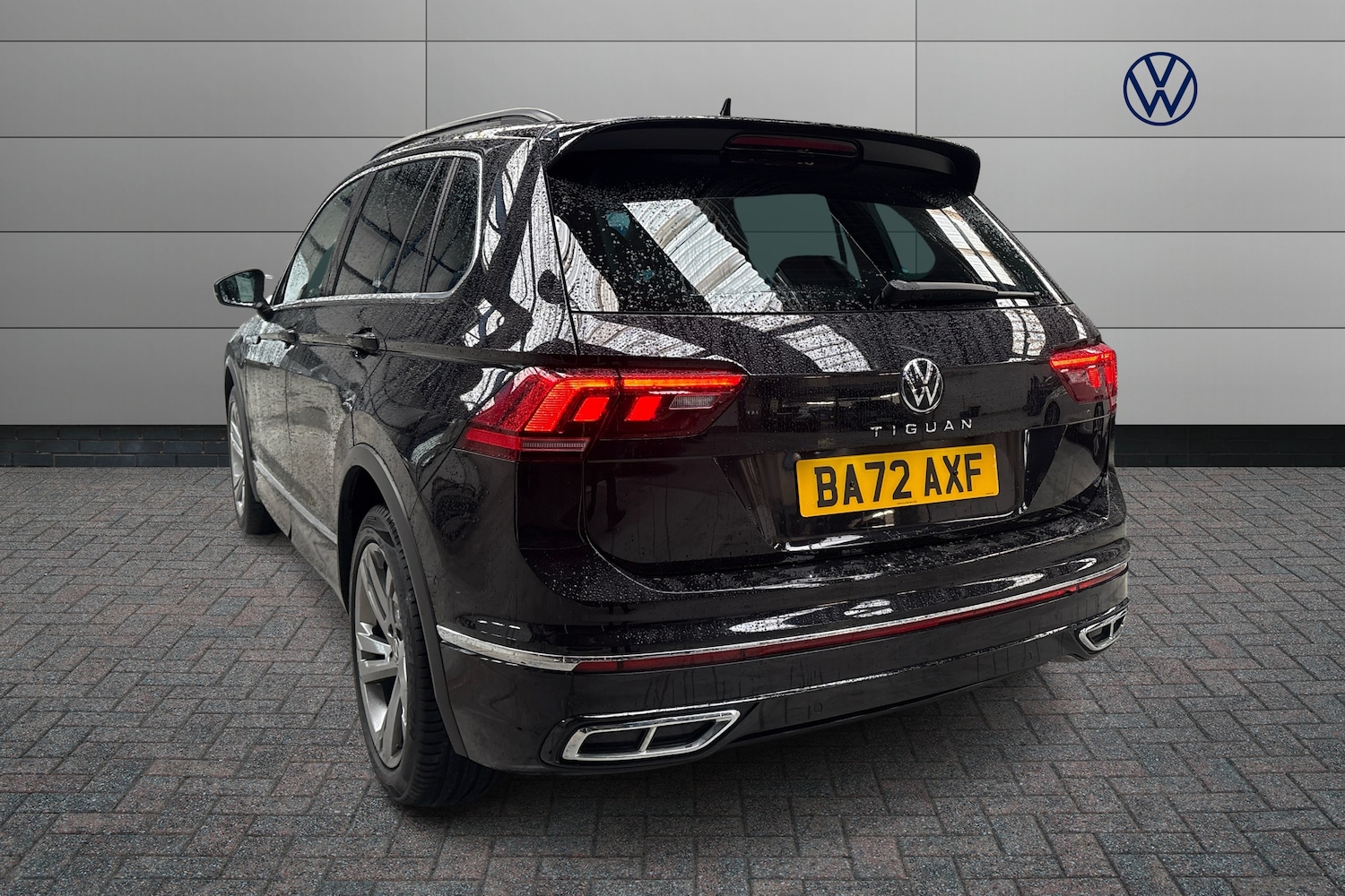 Used Volkswagen Tiguan 2023 for sale - 77725677: Photo 3