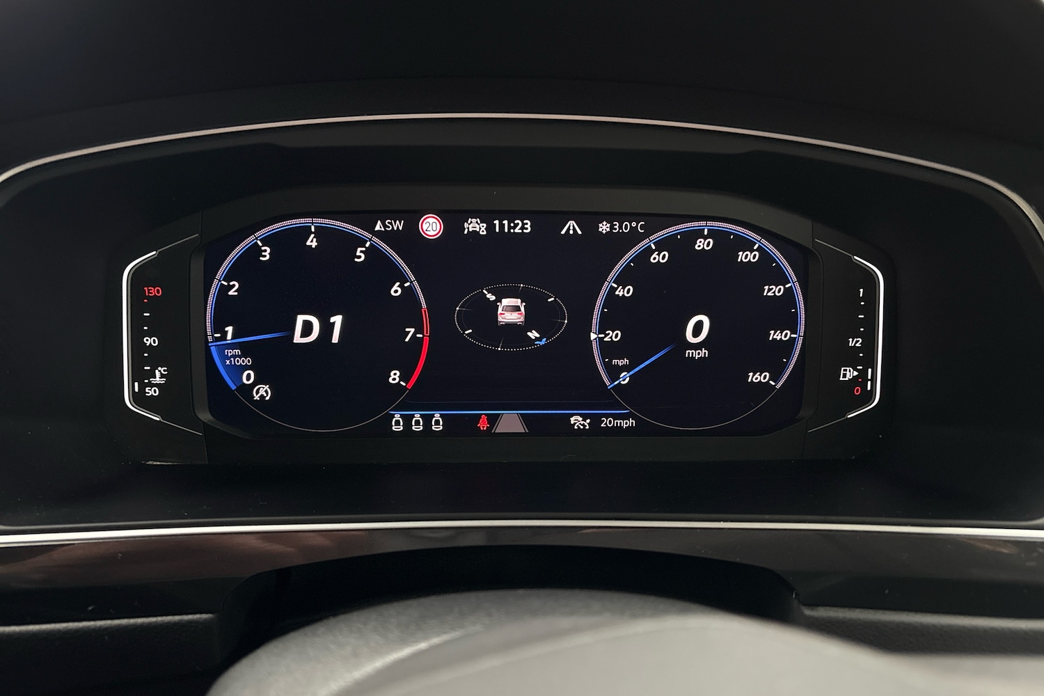 Used Volkswagen Tiguan 2023 for sale - 77725677: Photo 7