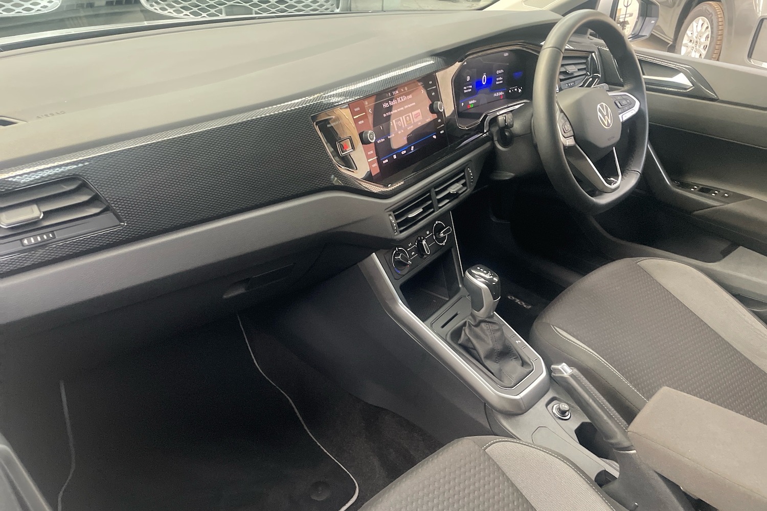 Used Volkswagen Polo 2023 for sale - 76676182: Photo 2