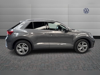 Used Volkswagen T-Roc 2024 for sale - 78158941: Photo