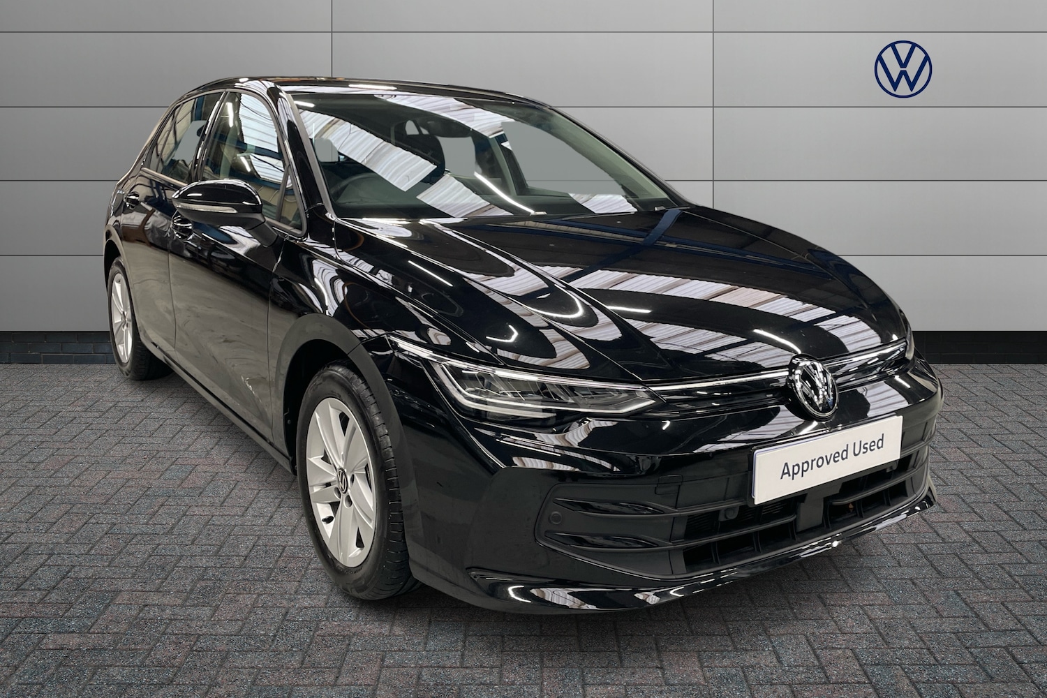 Used Volkswagen Golf 2025 for sale - 76680494: Photo 1