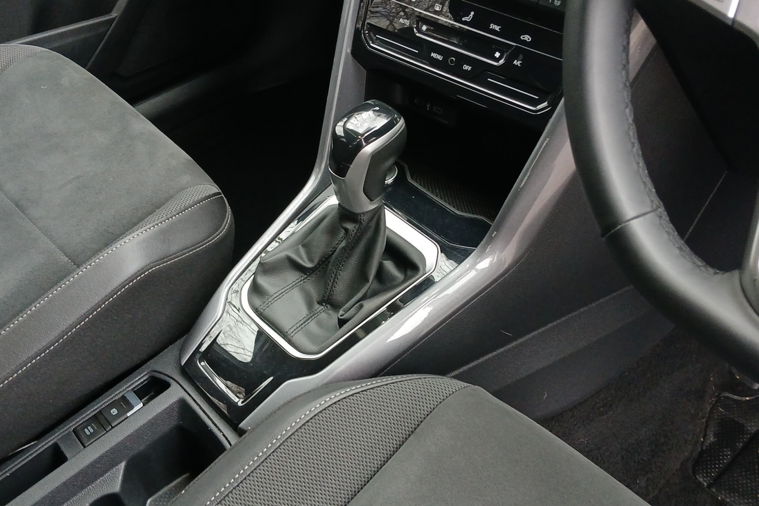 Used Volkswagen T-Roc 2022 for sale - 77770854: Photo 10