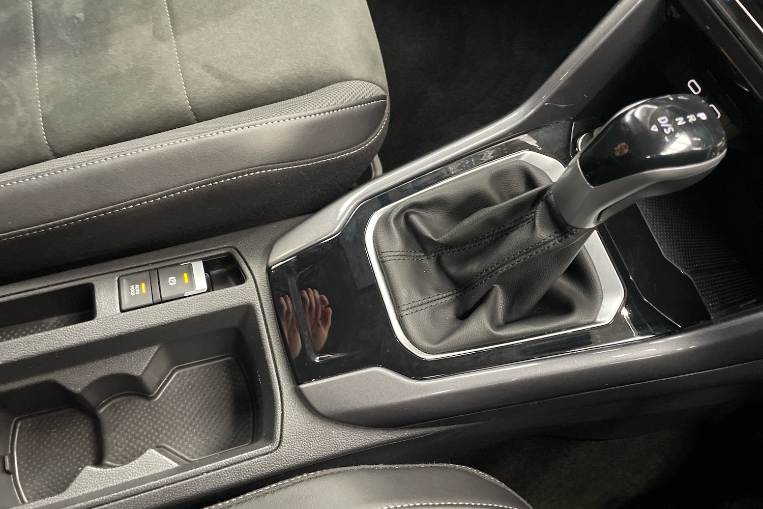 Used Volkswagen T-Roc 2023 for sale - 76954042: Photo 10