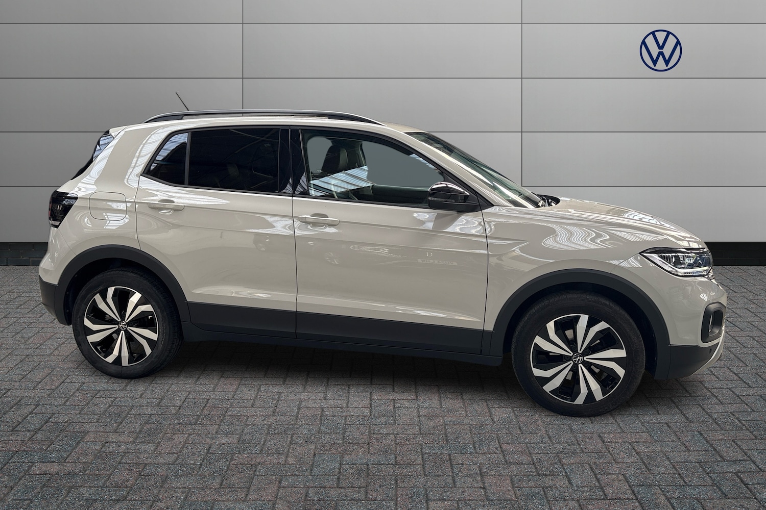 Used Volkswagen T-Cross 2023 for sale - 78134769: Photo 4