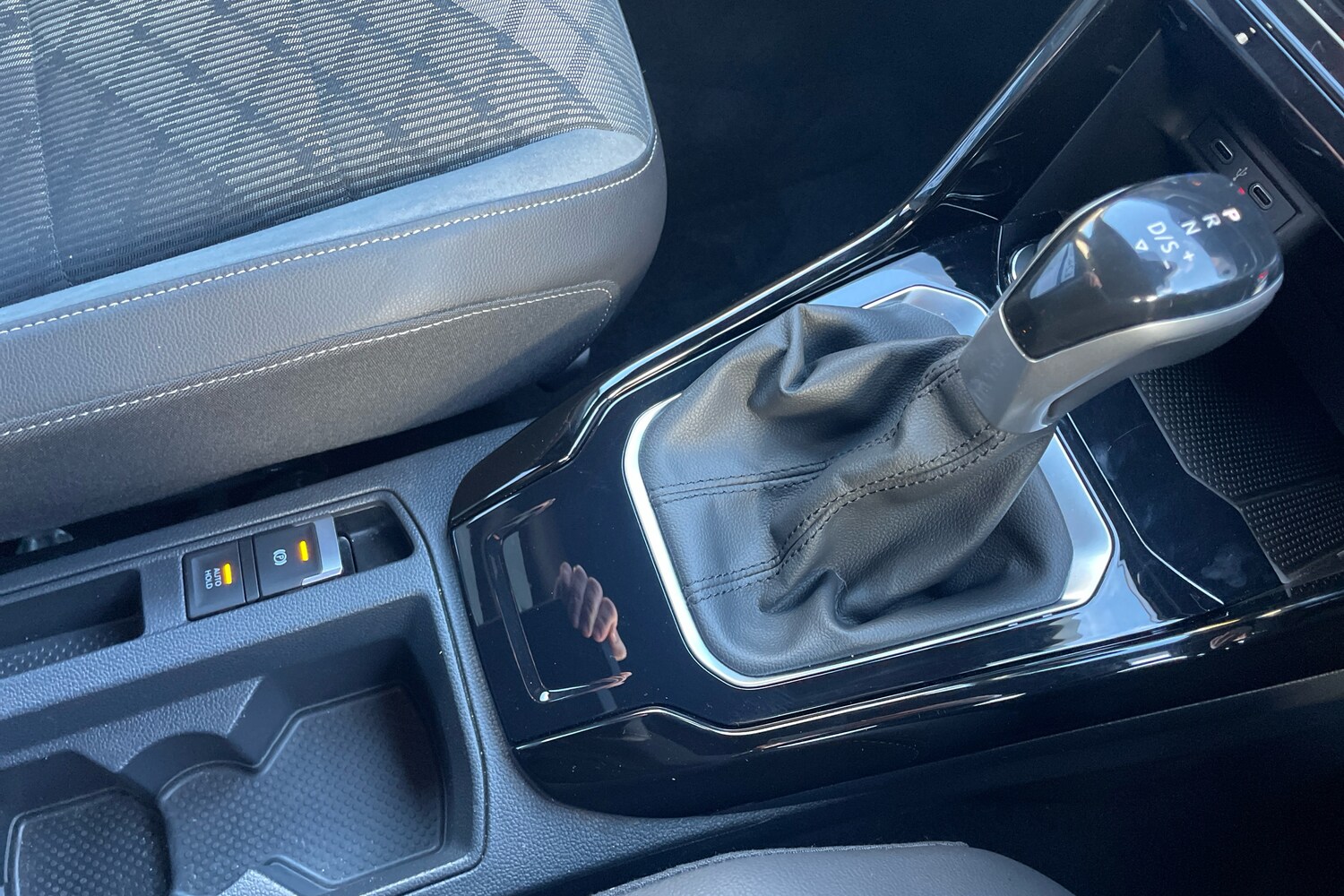 Used Volkswagen T-Roc 2022 for sale - 76674039: Photo 10