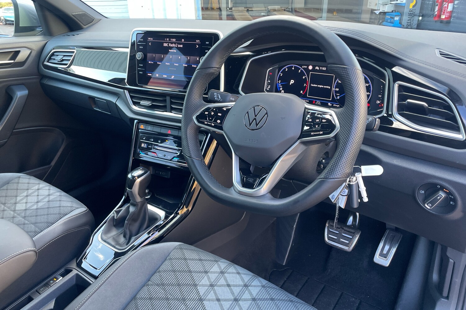 Used Volkswagen T-Roc 2022 for sale - 76674039: Photo 6