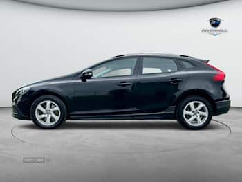 Used Volvo V40 2013 for sale - 79861552: Photo
