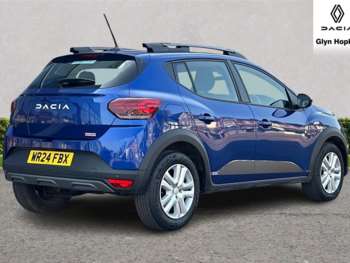 Used Dacia Sandero Stepway 2024 for sale - 74943350: Photo