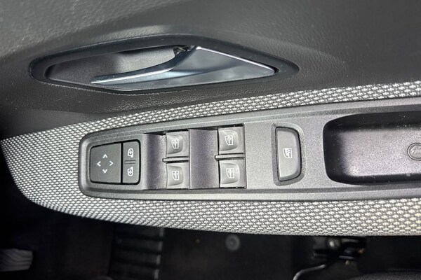Used Dacia Sandero Stepway 2022 for sale - 74998871: Photo 16