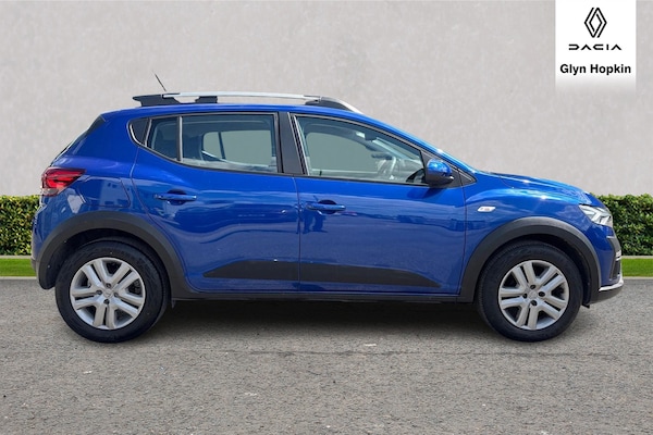 Used Dacia Sandero Stepway 2022 for sale - 74998871: Photo 2