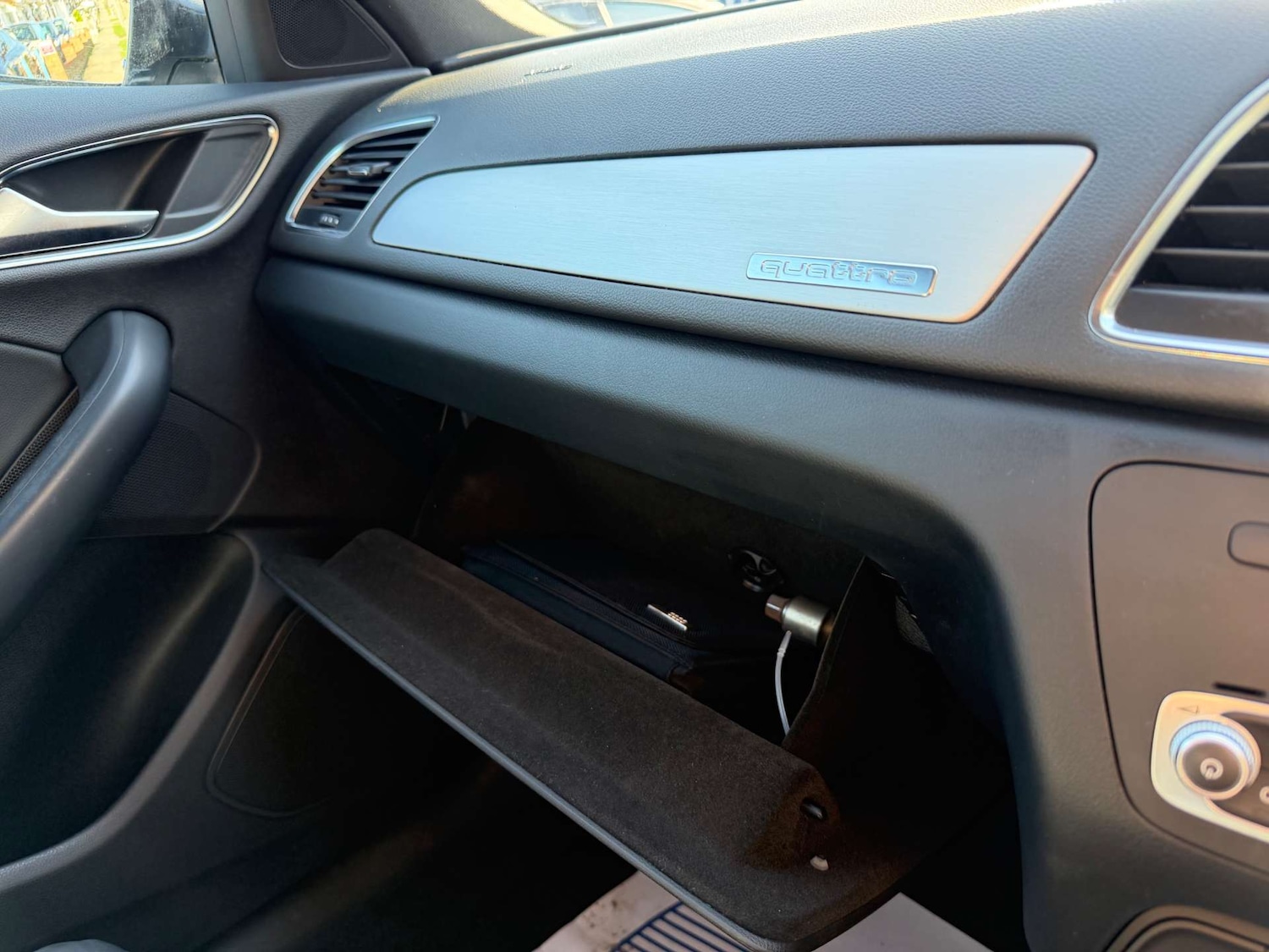 Used Audi Q3 2013 for sale - 77422794: Photo 21