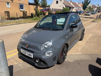 Used Abarth 595 2018 for sale - 79261325: Photo