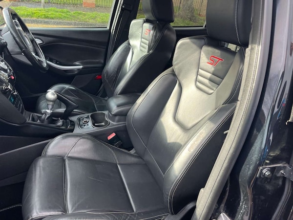 Used Ford Focus 2012 for sale - 76278067: Photo 11