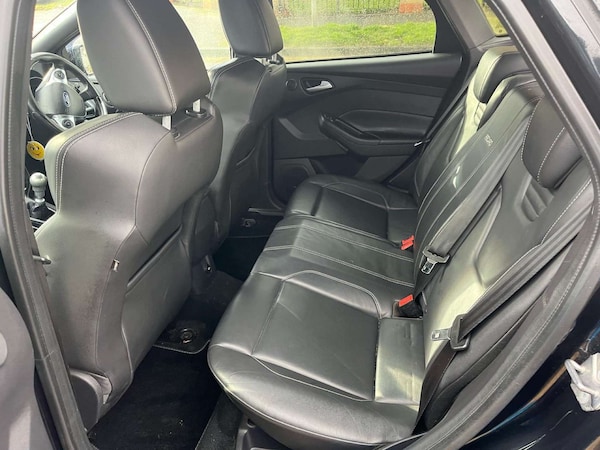 Used Ford Focus 2012 for sale - 76278067: Photo 15