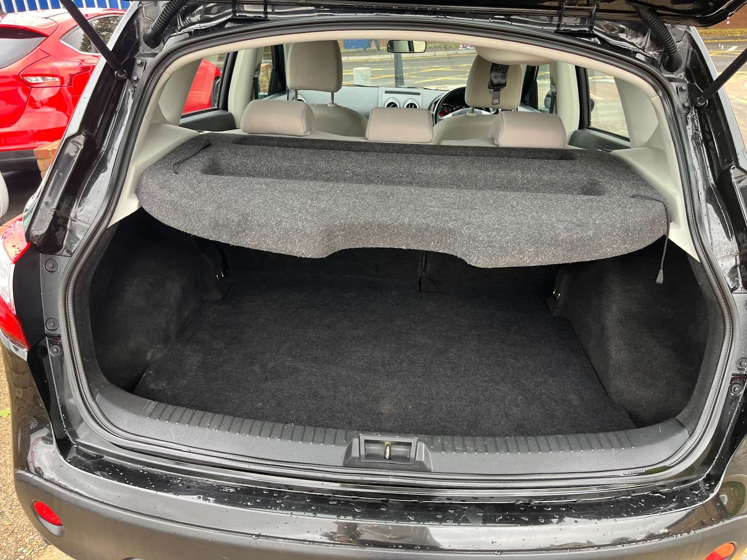 Used Nissan Qashqai 2011 for sale - 76601139: Photo 12