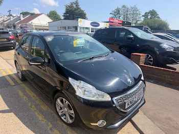 Used Peugeot 208 2012 for sale - 79184476: Photo