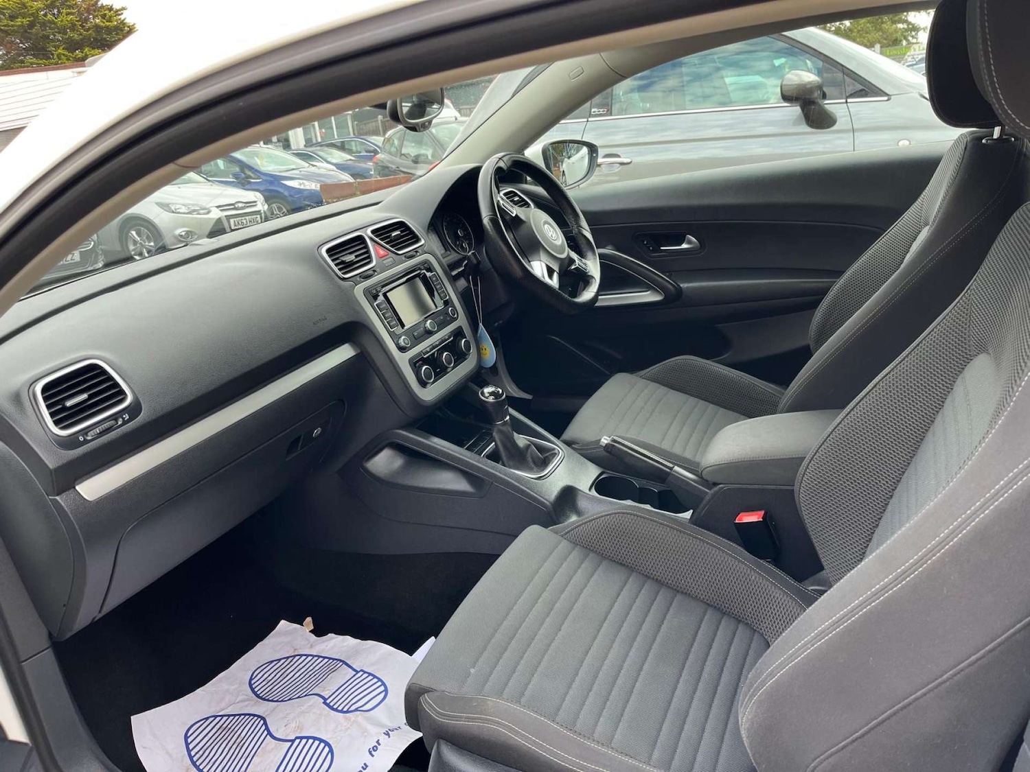 Used Volkswagen Scirocco 2014 for sale - 76393365: Photo 2