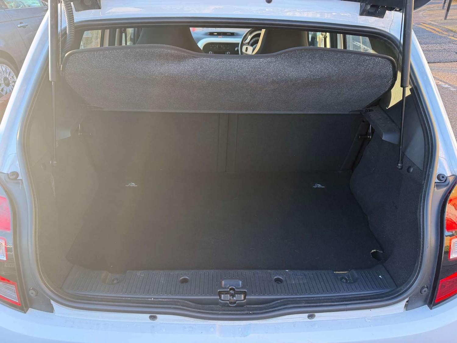 Used Renault Twingo 2015 for sale - 77072190: Photo 15