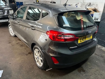 Used Ford Fiesta 2019 for sale - 77022594: Photo