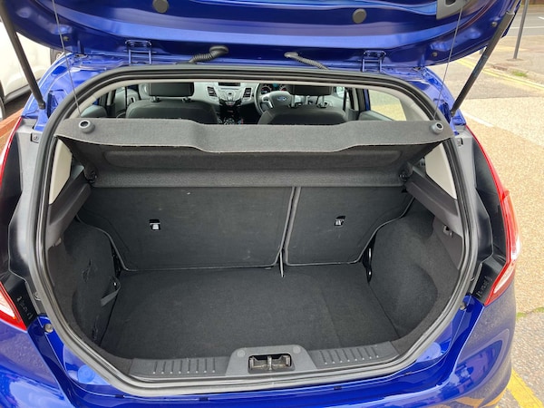 Used Ford Fiesta 2014 for sale - 76288987: Photo 11