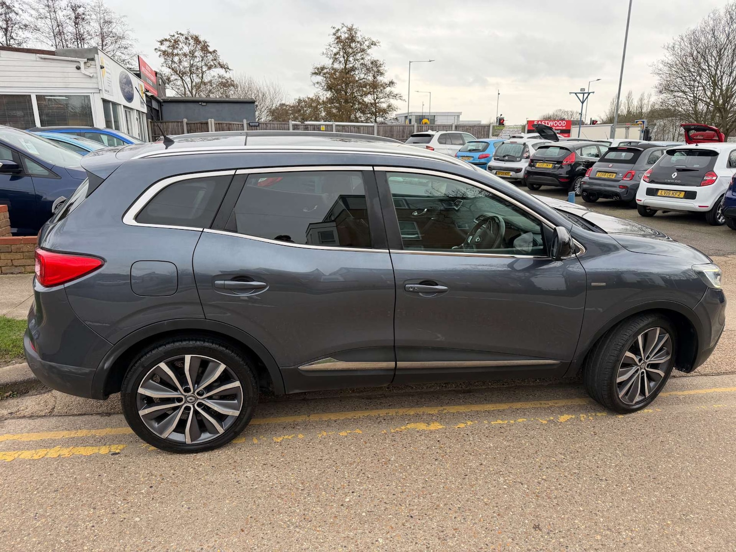 Used Renault Kadjar 2016 for sale - 77591915: Photo 2