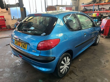 Used Peugeot 206 2002 for sale - 77547668: Photo