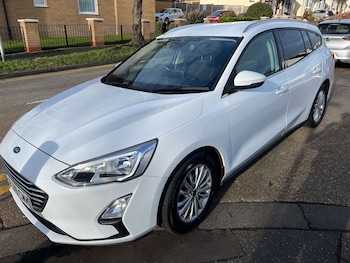 Used Ford Focus 2019 for sale - 76363928: Photo