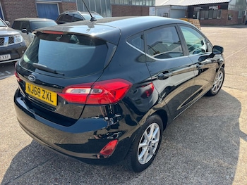 Used Ford Fiesta 2018 for sale - 78908795: Photo